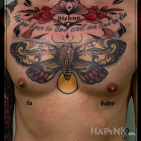 Tattoo Ornaments on the chest motif: lettering style: neo-traditional