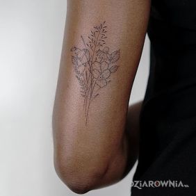 Tatuaż Polne kwiaty na ramieniu motyw: czarno-szare styl: kontury / linework