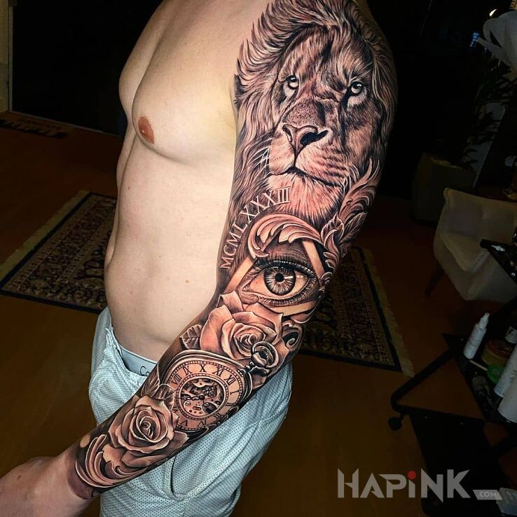 Tattoo Mix popularnych wzorów in flowers motif and realistic style On the arm