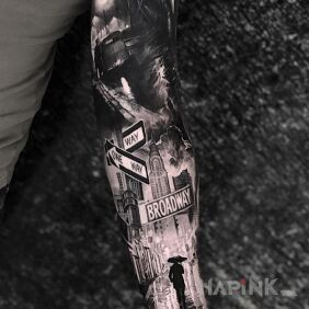 Tattoo Broadway on the upper arm motif: sleeves style: realistic