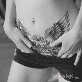 Tattoo Winged skull on the stomach motif: skulls style: graphic / illustrative