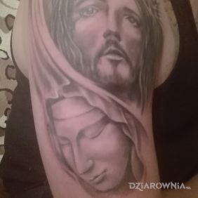 Tatuaż Tatto na ramieniu motyw: religijne