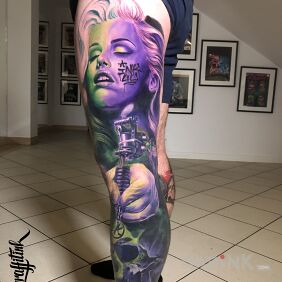 Tattoo Love for piercings not only on the skin but also in the design :) on the calf motif: legsleeves style: realistic