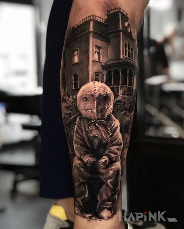 Tattoo Dziwny koleś in demons motif and realistic style on the leg
