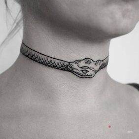 Tattoo Snake choker on the throat motif: animals style: graphic / illustrative