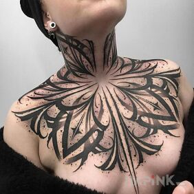 Tattoo Sharp cut on the shoulder motif: other