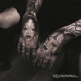 Tatuaż Japońskie rysy twarzy na ręce motyw: mroczne styl: graficzne / ilustracyjne