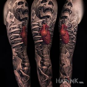 Tattoo Heart alive in it on the forearm motif: sleeves style: realistic