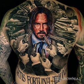 Tatuaż Nieugięty John Wick na plecach motyw: twarze styl: realistyczne