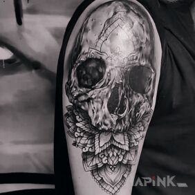 Tattoo Skull plus mandala on the upper arm motif: skulls style: realistic