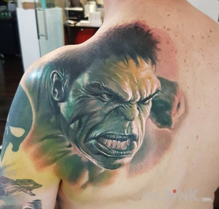 Tattoo Hulk in characters motif on the shoulder blades