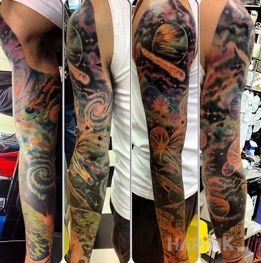 Tattoo Kosmiczny rękaw in sleeves motif on the forearm