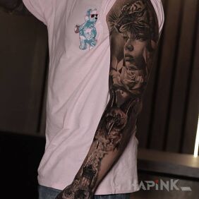 Tattoo Girl with a tiger On the arm motif: 3D style: realistic