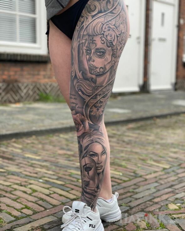 Tattoo Styloweczka jak z meksyku in santa muerte motif and realistic style on the tibia