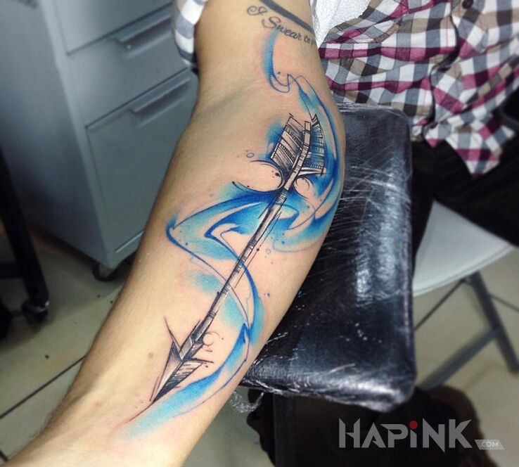 Tattoo Strzała in other motif on the forearm