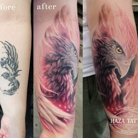 Tatuaż Feniks cover up na przedramieniu motyw: zwierzęta styl: realistyczne
