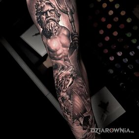 Tatuaż Posejdon na przedramieniu motyw: 3D styl: realistyczne