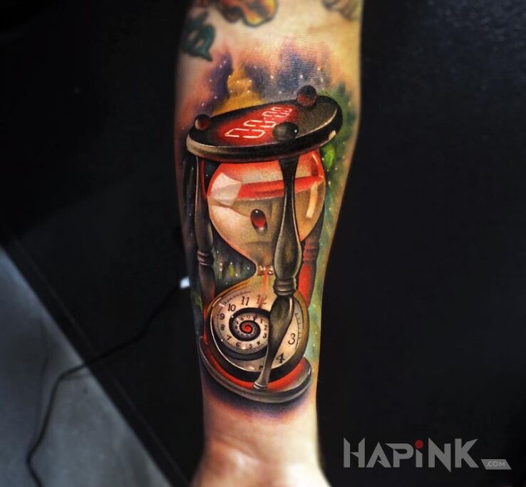 Tattoo Zegarki in 3D motif on the forearm