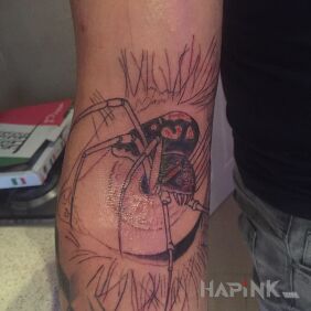 Tattoo It's going to be quite a sleeve !!! on the forearm motif: animals