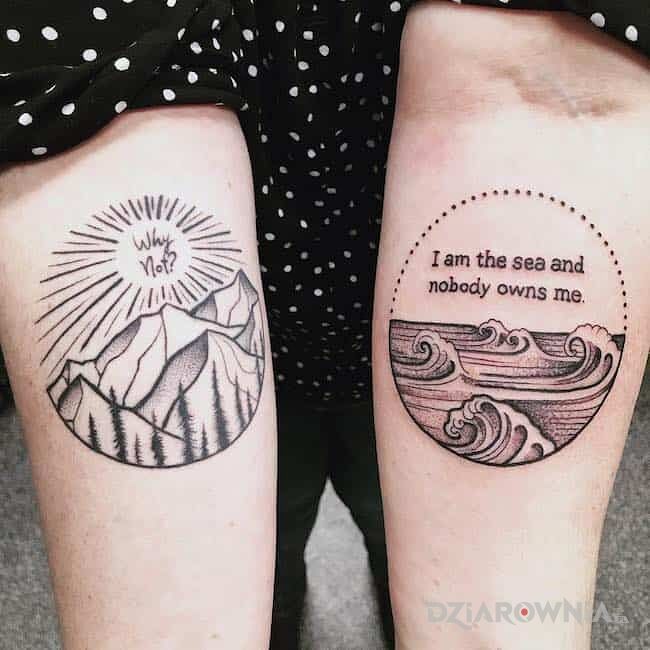 Tatuaż góry i morze w motywie czarno-szare i stylu graficzne / ilustracyjne na ręce