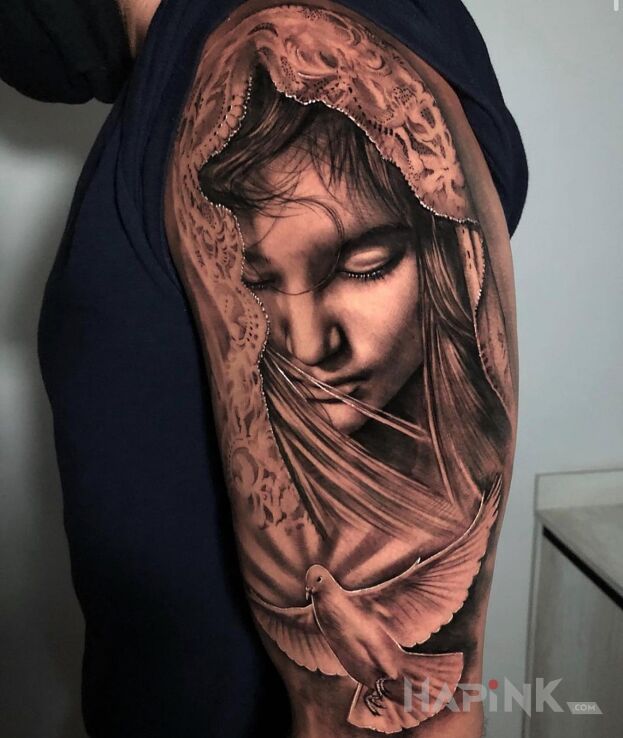 Tattoo Zawsze dziewica in animals motif and realistic style On the arm
