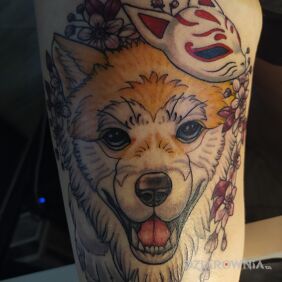 Tatuaż Akita inu / kitsune na udzie motyw: zwierzęta styl: graficzne / ilustracyjne