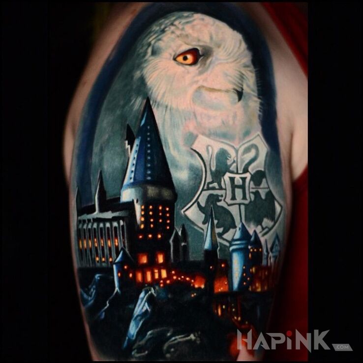 Tattoo Harry Potter in 3D motif on the upper arm