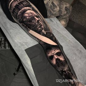 Tatuaż Michael Myers na nodze motyw: mroczne styl: realistyczne