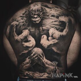 Tattoo Hulk inside you on the shoulder blades motif: 3D style: realistic
