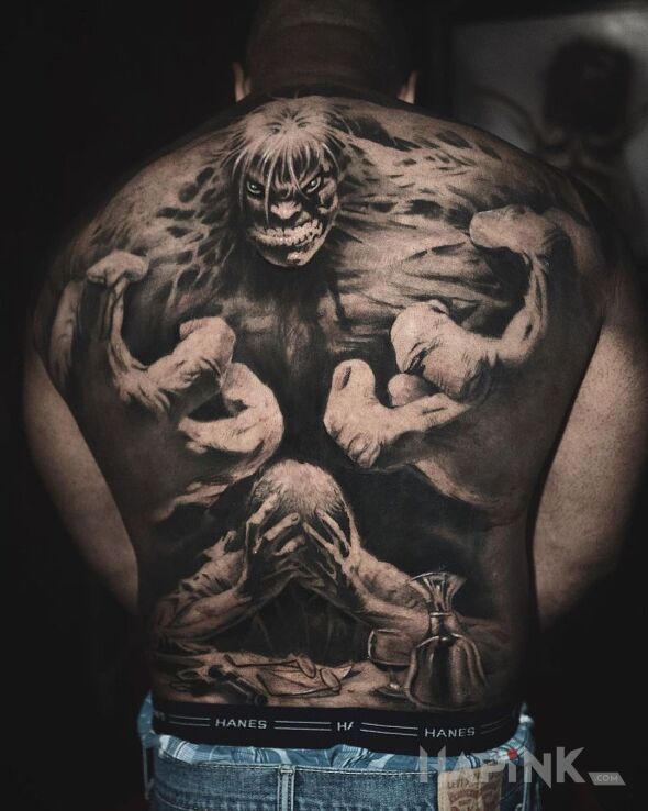 Tattoo Hulk w tobie in characters motif and realistic style on the shoulder blades