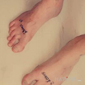 Tattoo Step on a LiŻ on the foot motif: lettering