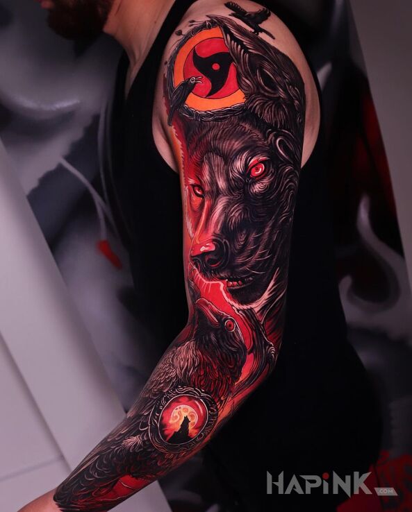 Tattoo Pies z krukiem in colorful motif and realistic style on the forearm
