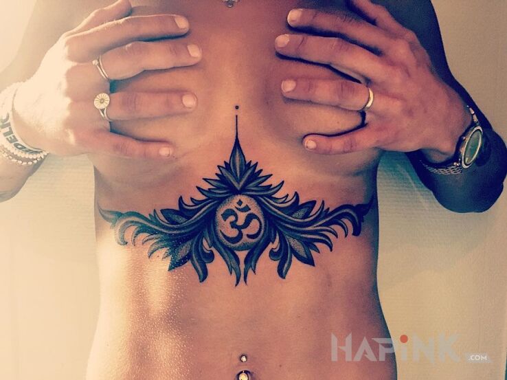 Tattoo Tatuaz na brzuchu in other motif on the stomach
