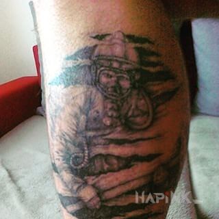 Tattoo Strażak in other motif on the leg