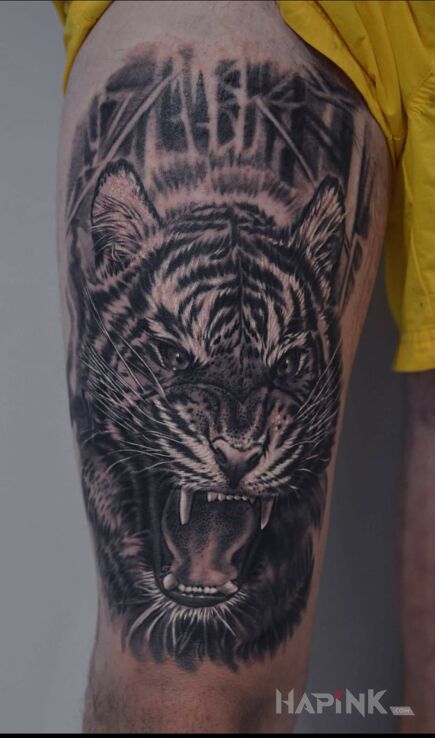 Tattoo Tygrys  in animals motif on the leg