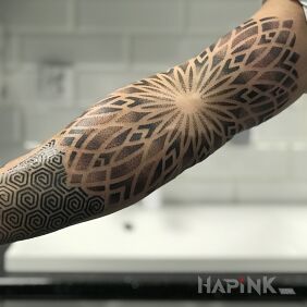 Tattoo Magic mandala on the bicep motif: mandalas style: geometric