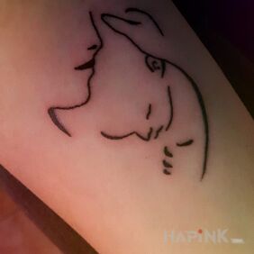 Tattoo Mother with toddler on the forearm motif: Love
