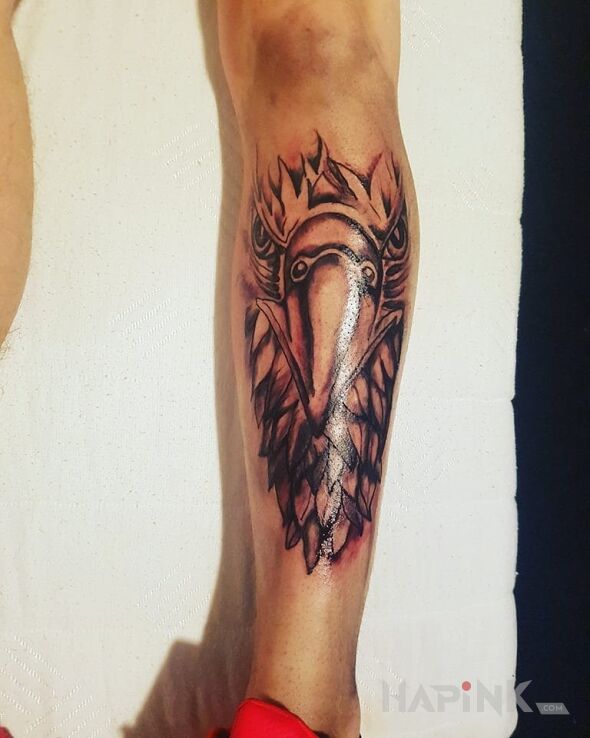Tattoo Polski Orzeł! in patriotic motif on the leg