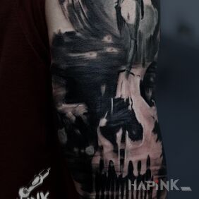 Tattoo No title On the arm motif: black and gray style: abstract