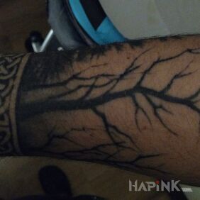 Tattoo Viking forest bracelet on the forearm motif: other