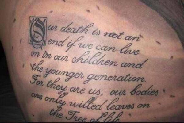 Tatuaż cytat na temat śmierci