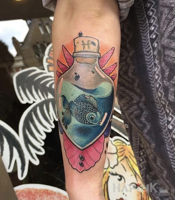 Tattoo Buteleczka in colorful motif and newschool style On the arm