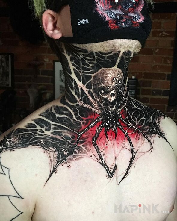 Tattoo Pająk jakiego jeszcze nie widziałeś in black and gray motif and graphic / illustrative style on the shoulder