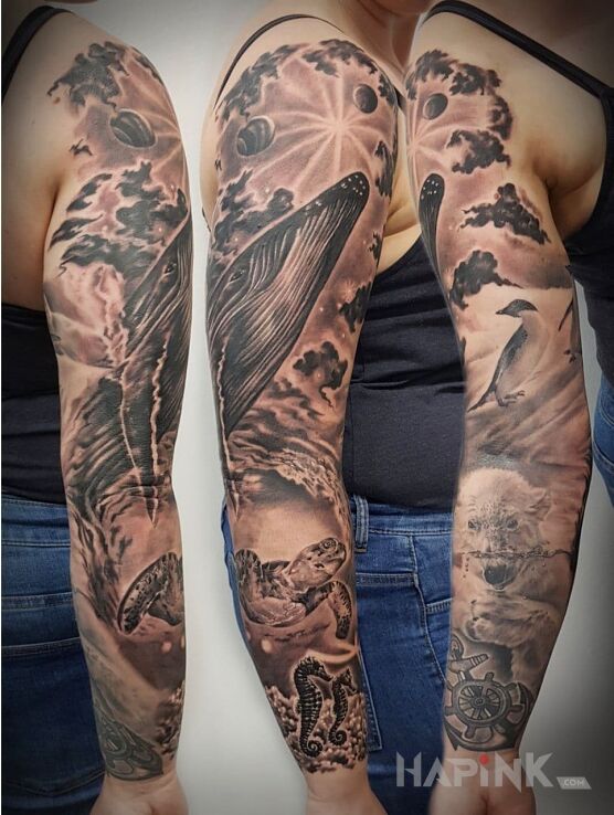 Tattoo Rękaw w morskim stylu in sleeves motif and realistic style on the upper arm