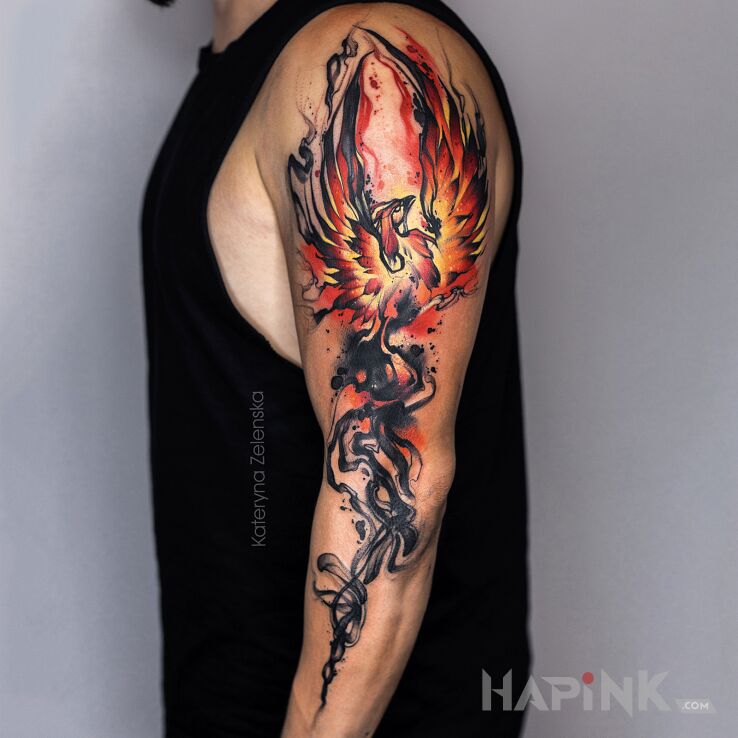 Tattoo Feniks / Fenix in fantasy motif and graphic / illustrative style on the upper arm