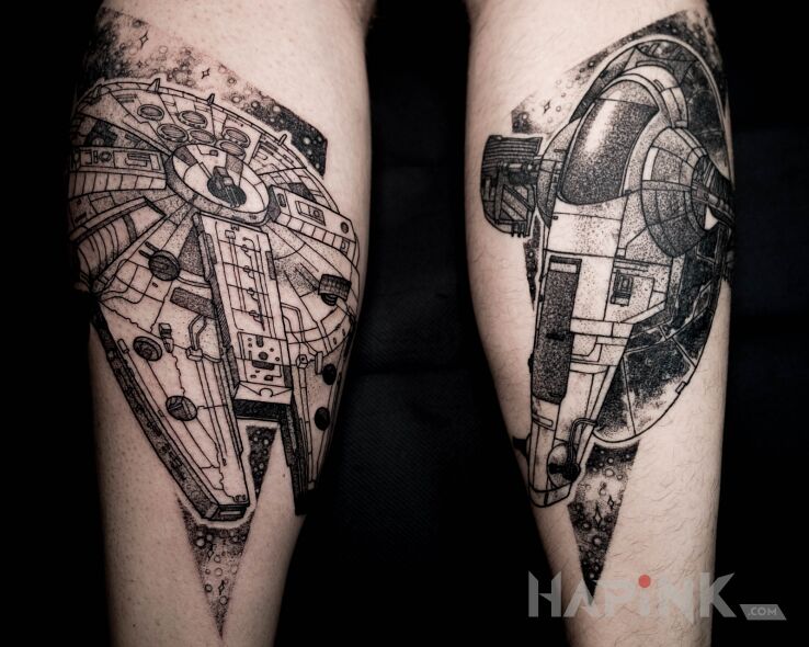 Tattoo Star Wars / Gwiezdne Wojny / Sokół / Falcon / Slave 1 in science fiction motif and dotwork style on the leg