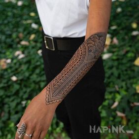 Tattoo Patterned patterns on the elbow motif: other style: graphic / illustrative