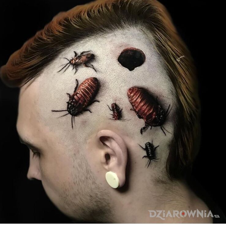 Tatuaż zepsuta głowa w motywie 3D i stylu realistyczne na głowie