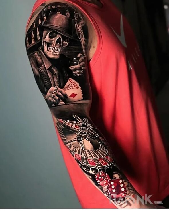 Tattoo Czaszkowy mistrz pokera in sleeves motif and realistic style On the arm