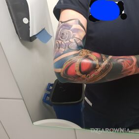 Tatuaż Prawie gotowy rękaw. na ręce motyw: rękawy styl: realistyczne